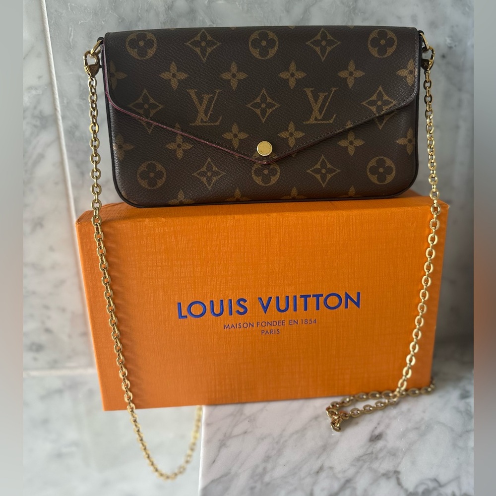 Louis Vuitton Monogram Clutch with Gold Chain